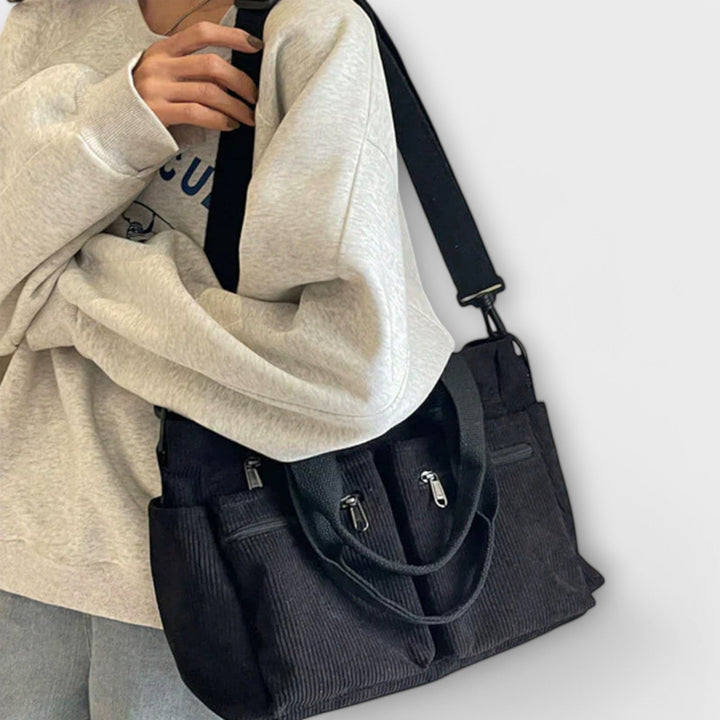 Inesa | Bolso de pana con diseño moderno