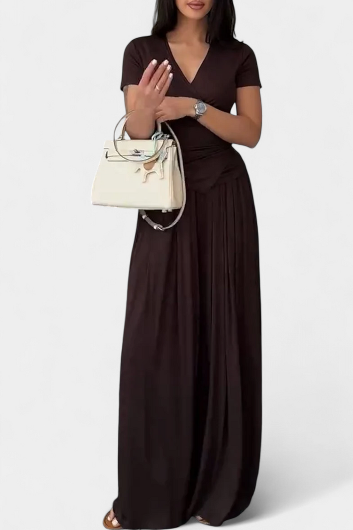 Ruslana | Conjunto Cómodo de Dos Piezas con Escote en V Cruzado