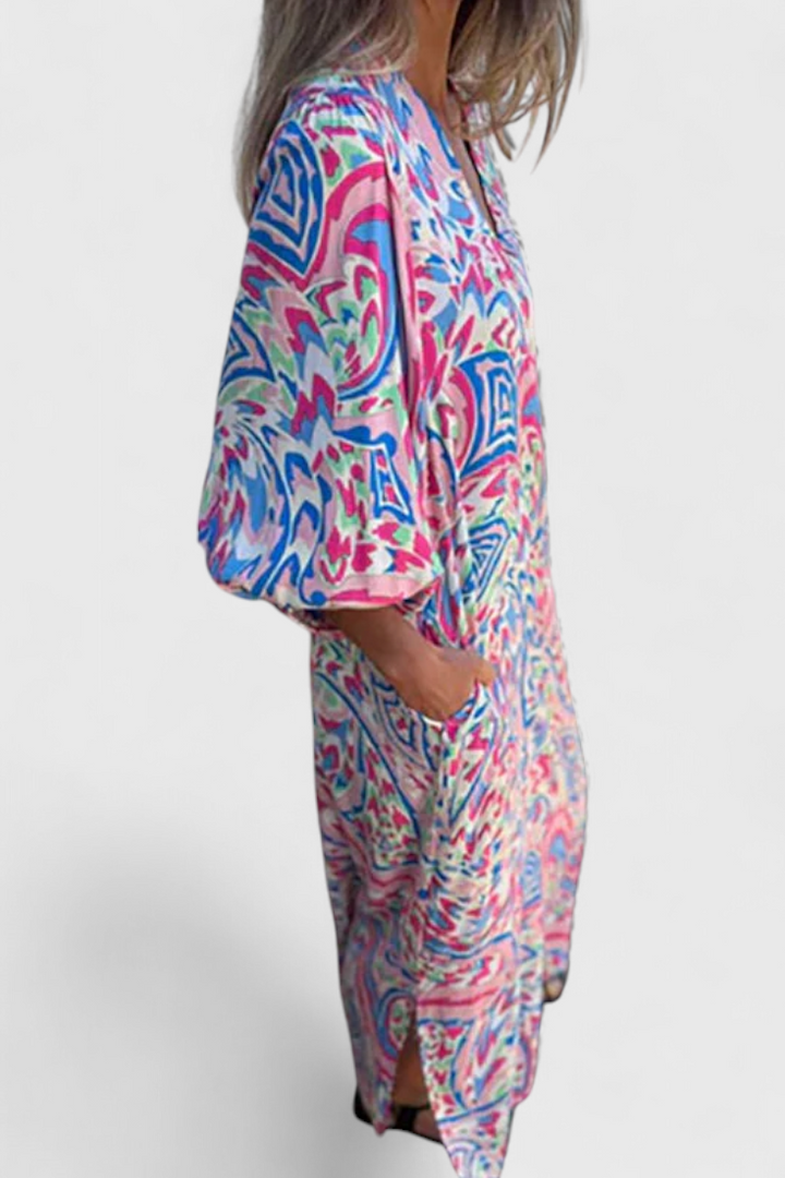 Carmina | Vestido Maxi Bohemio con Escote en V y Estampado Abstracto
