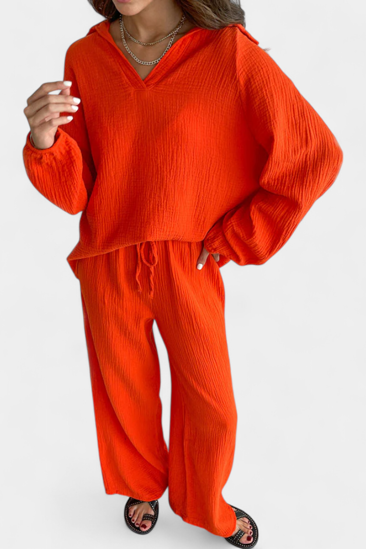 Aya | Conjunto de Dos Piezas con Escote en V