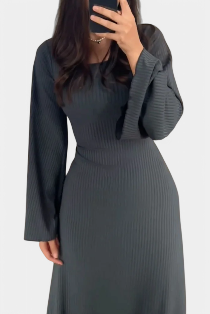 Livia | Vestido de Punto con Cintura