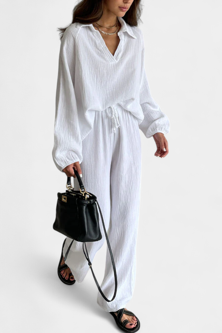 Aya | Conjunto de Dos Piezas con Escote en V