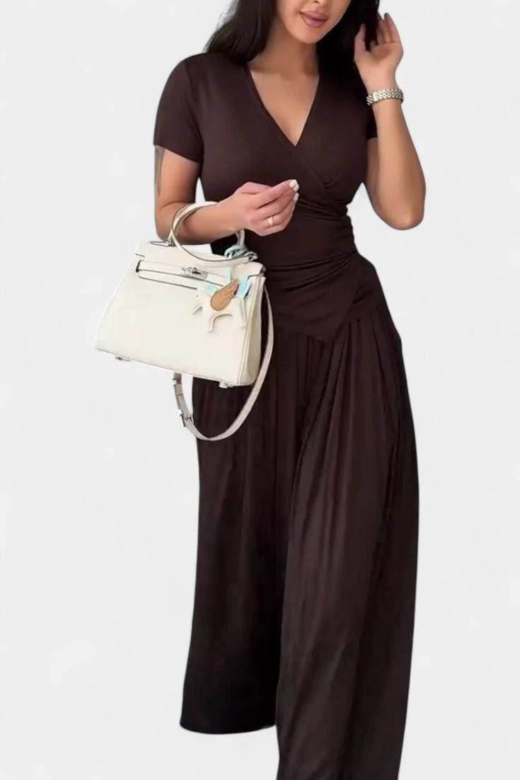 Ruslana | Conjunto Cómodo de Dos Piezas con Escote en V Cruzado