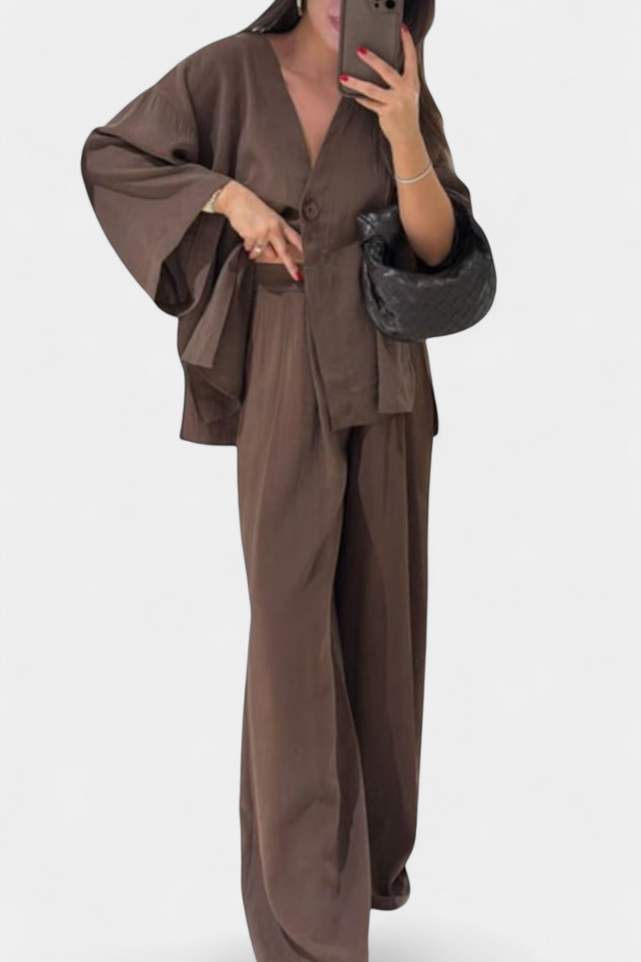 Eli | Conjunto Casual Suave de Top con Cuello en V y Pantalones