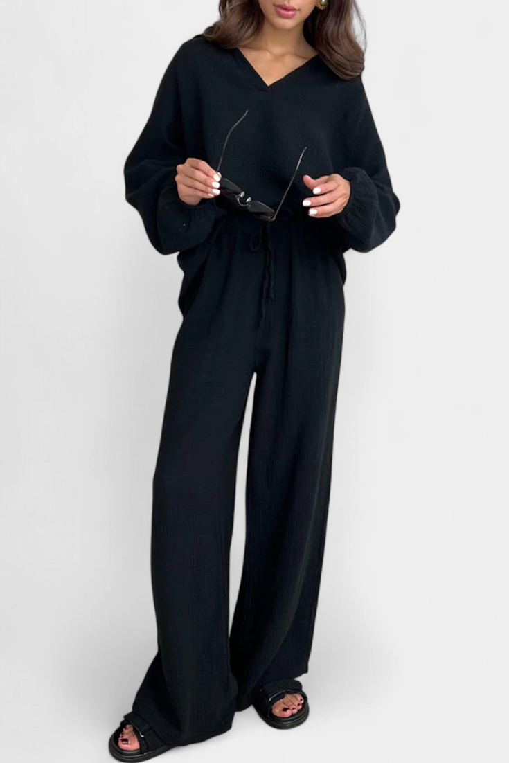 Aya | Conjunto de Dos Piezas con Escote en V