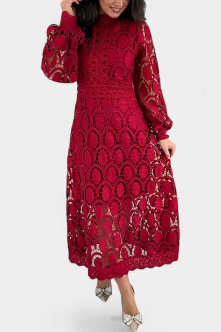 Jovie | Vestido Midi de Encaje Bordado con Cuello Alto