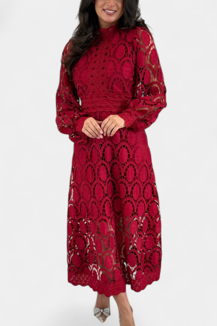 Jovie | Vestido Midi de Encaje Bordado con Cuello Alto