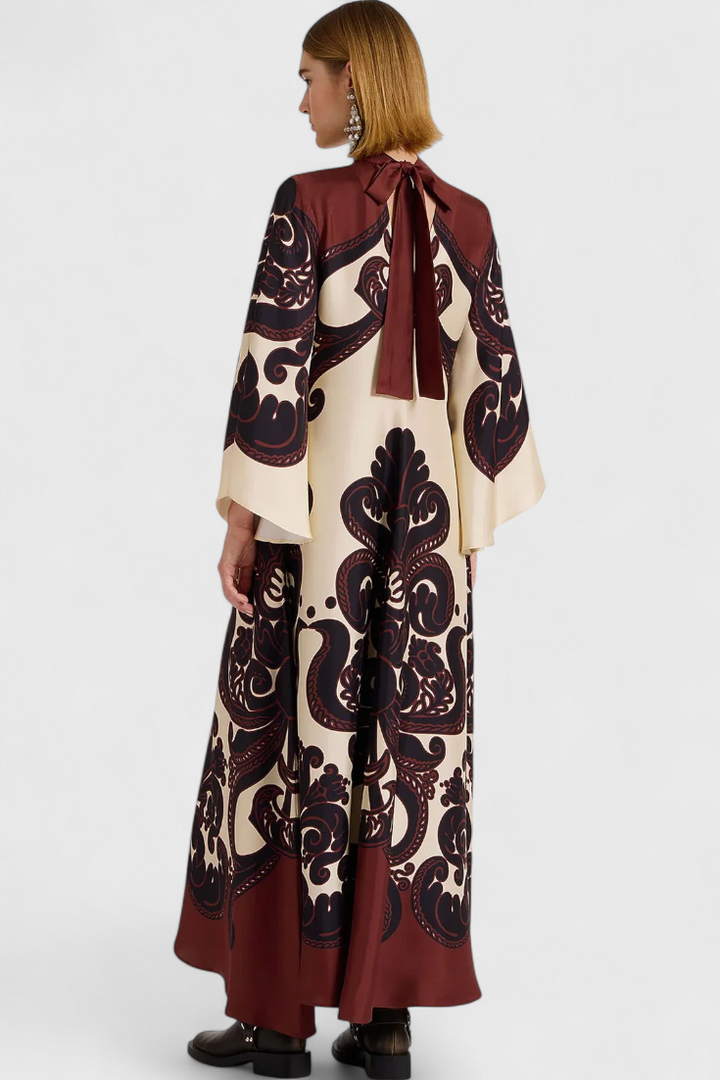 Maritza | Vestido con Estampado de Grenadilla y Cuello Alto