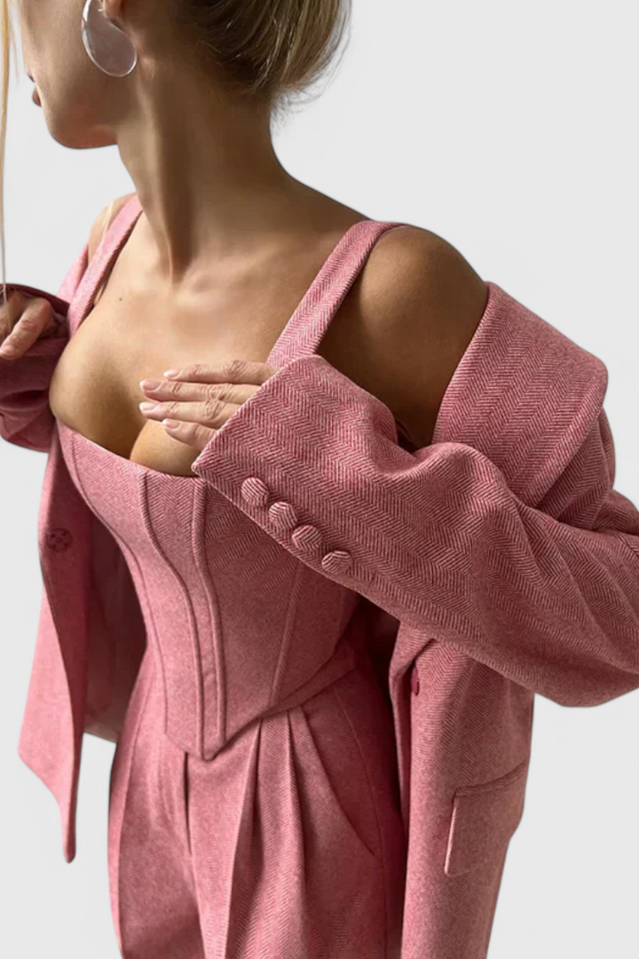 Evena | Traje de Pantalón para una Elegancia Confiada