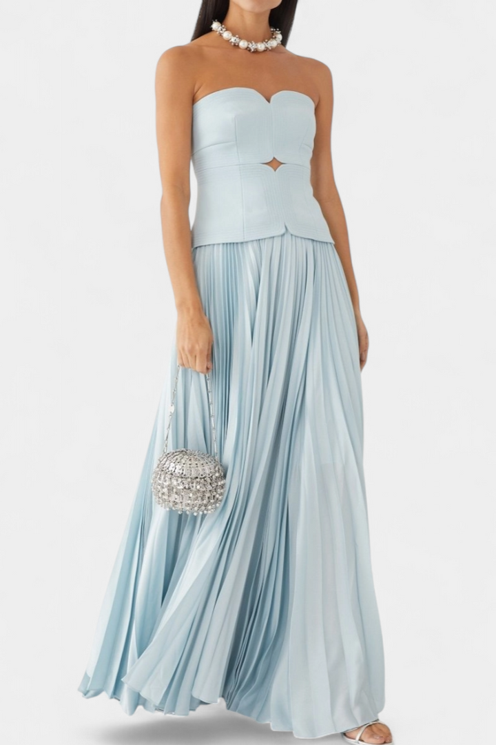 Clara | Vestido Midi Plisado con Hombros Descubiertos