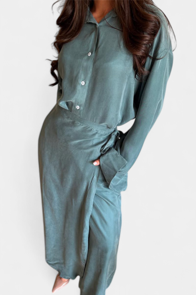 Marisol | Conjunto Casual de Camisa Suelta y Pantalón Falda