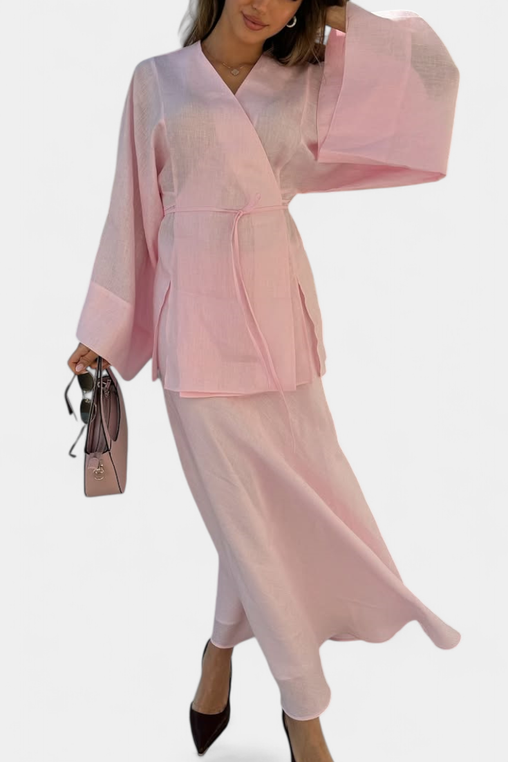 Zelda | Conjunto de Camisa Escote en V y Falda con Abertura