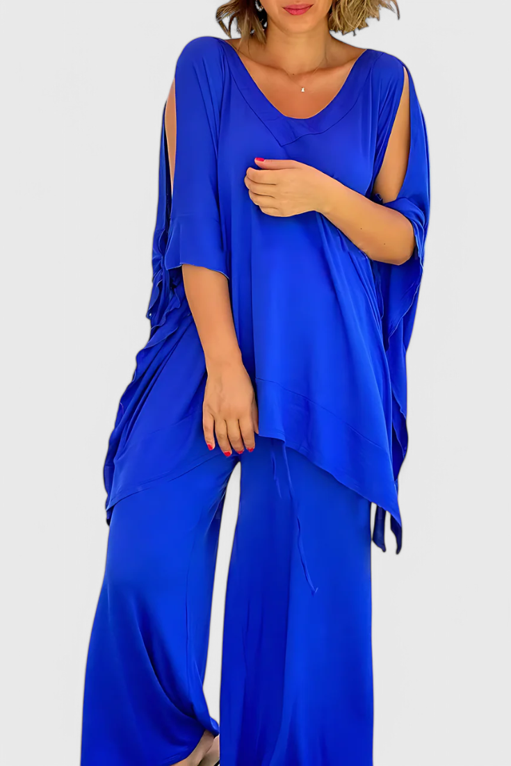 Cecilia | Conjunto de Dos Piezas con Detalle de Hombro Descubierto