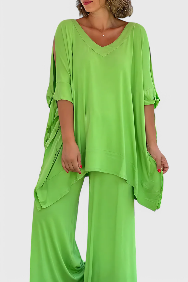 Cecilia | Conjunto de Dos Piezas con Detalle de Hombro Descubierto