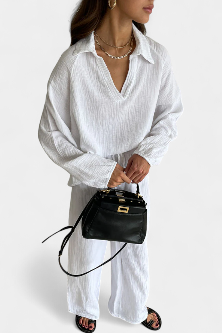 Aya | Conjunto de Dos Piezas con Escote en V