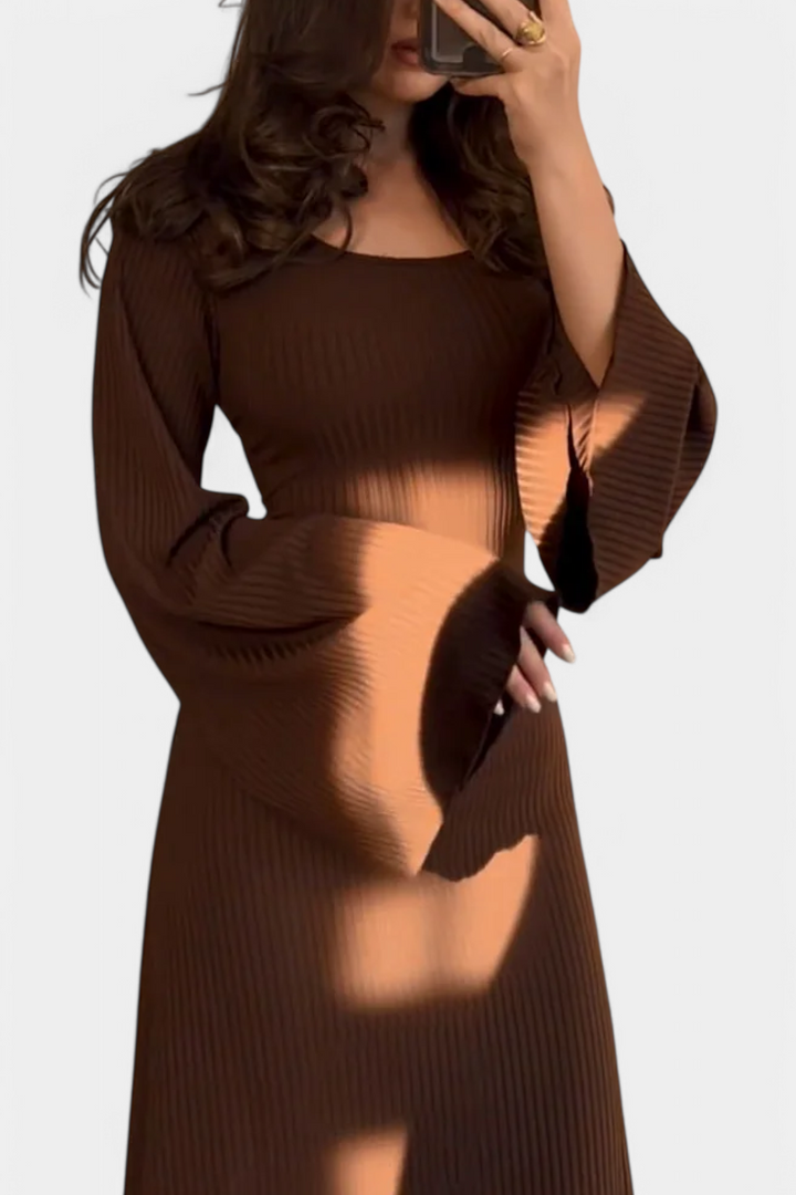 Livia | Vestido de Punto con Cintura