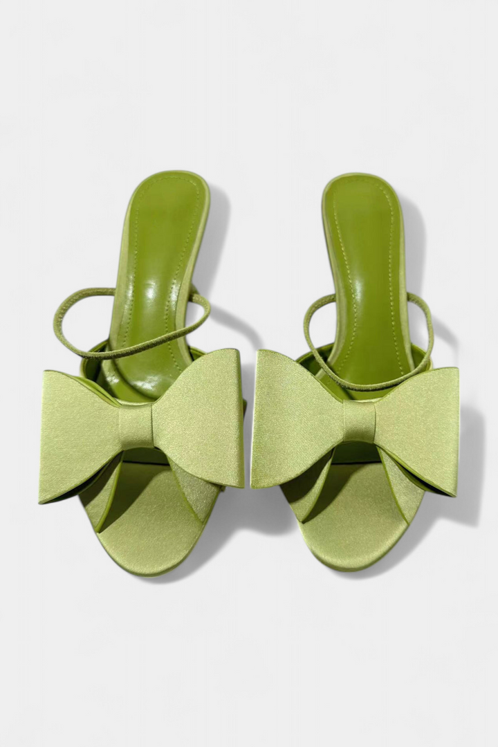 Esther | Tacones Puntiagudos de Cuero Sintético