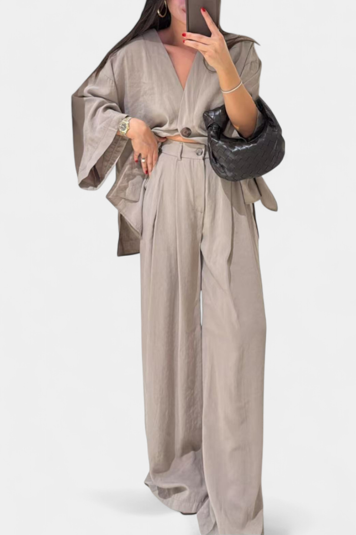 Eli | Conjunto Casual Suave de Top con Cuello en V y Pantalones