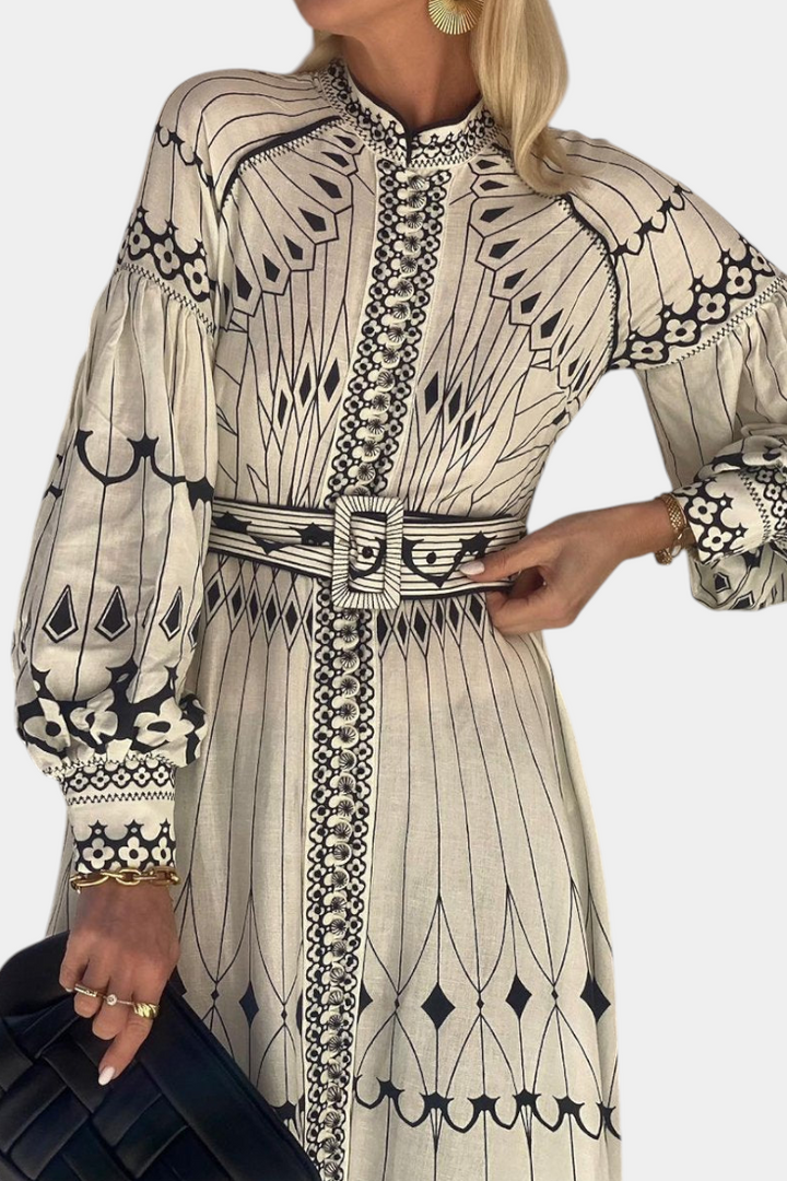 Soria | Vestido Maxi Botón Bordado de Estilo Folk