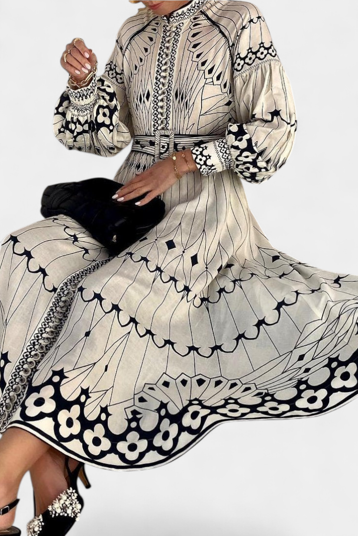 Soria | Vestido Maxi Botón Bordado de Estilo Folk