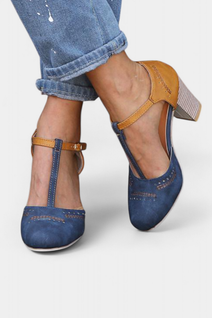 Mira | Tacones de Bloque con Correa en T y Detalle Perforado