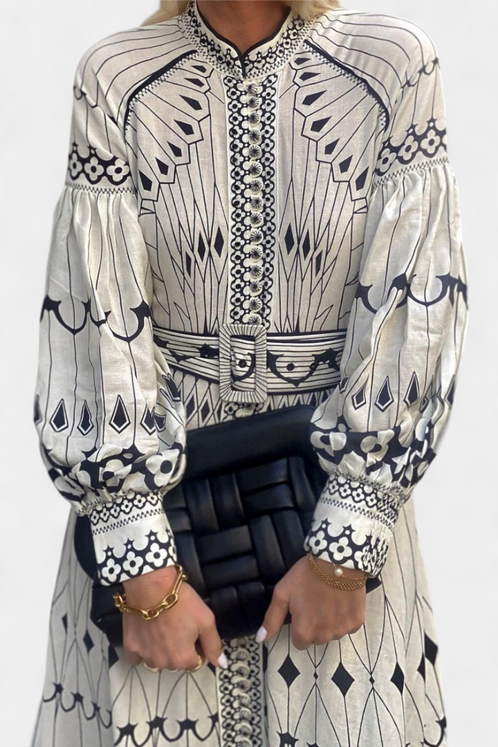 Soria | Vestido Maxi Botón Bordado de Estilo Folk