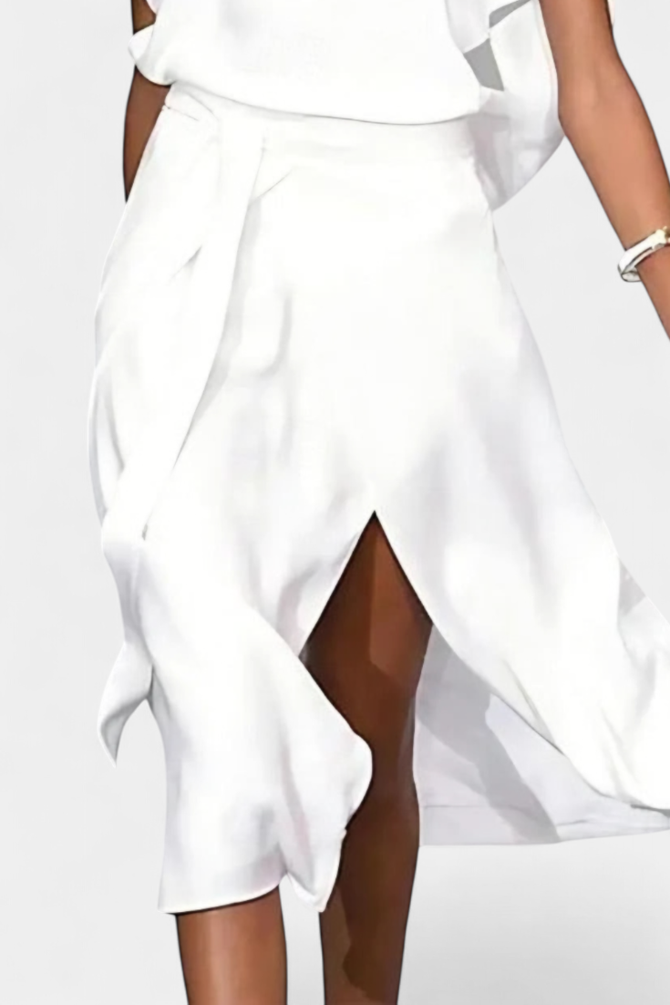 Effie | Vestido Midi Blanco con Escote en V Bordado