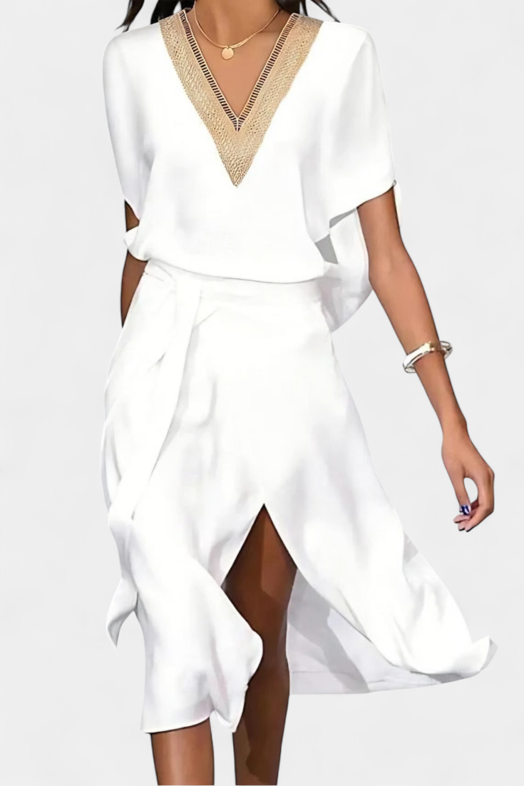 Effie | Vestido Midi Blanco con Escote en V Bordado