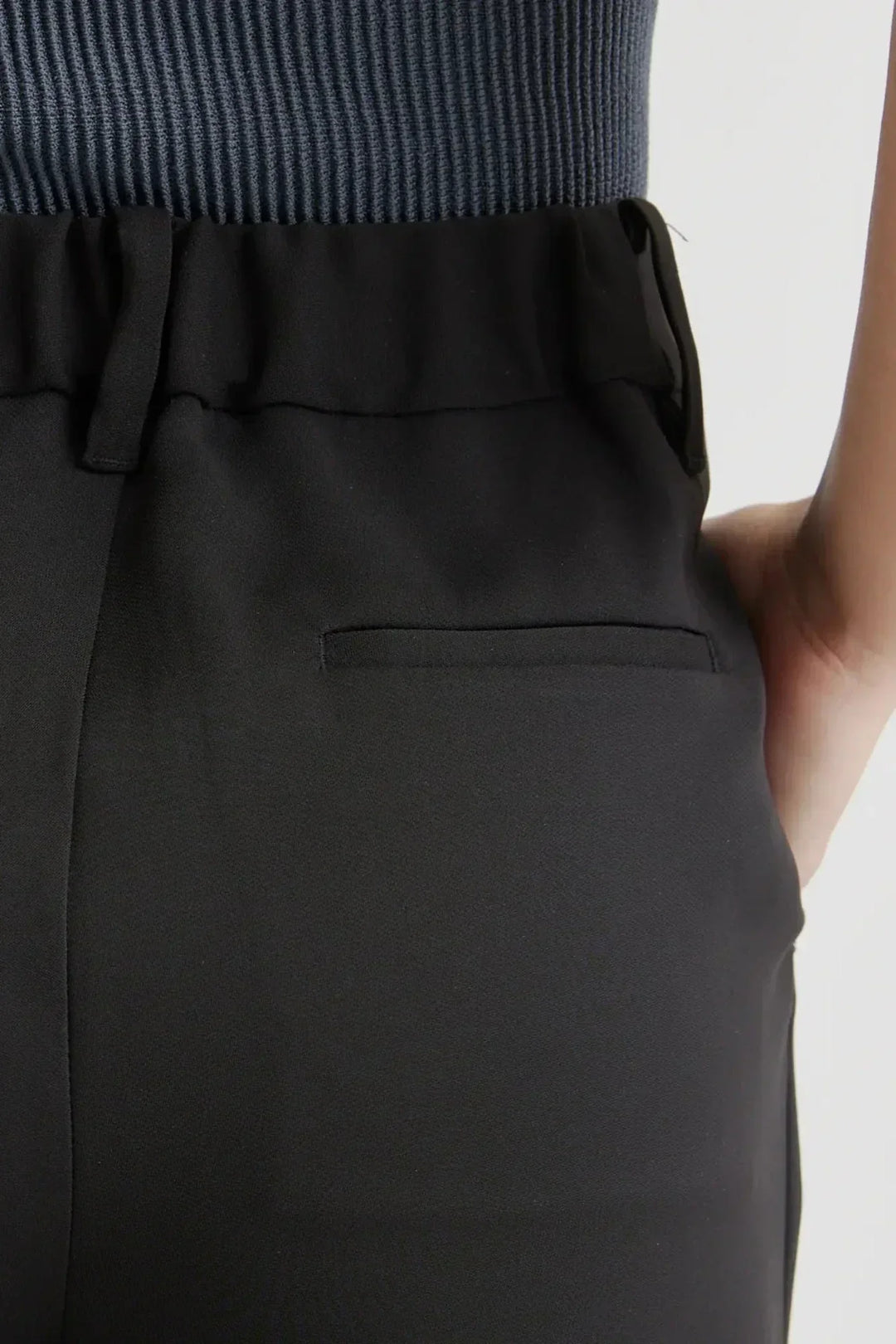 Tinashe | Pantalones Tailored de Pierna Ancha