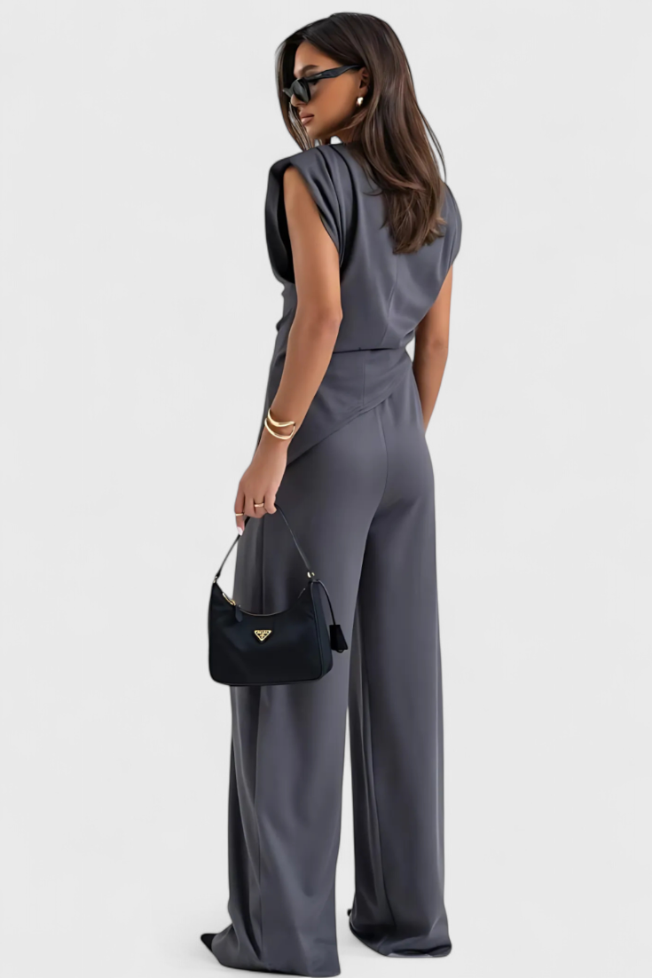 Catalina | Conjunto asimétrico de dos piezas con pantalón palazzo