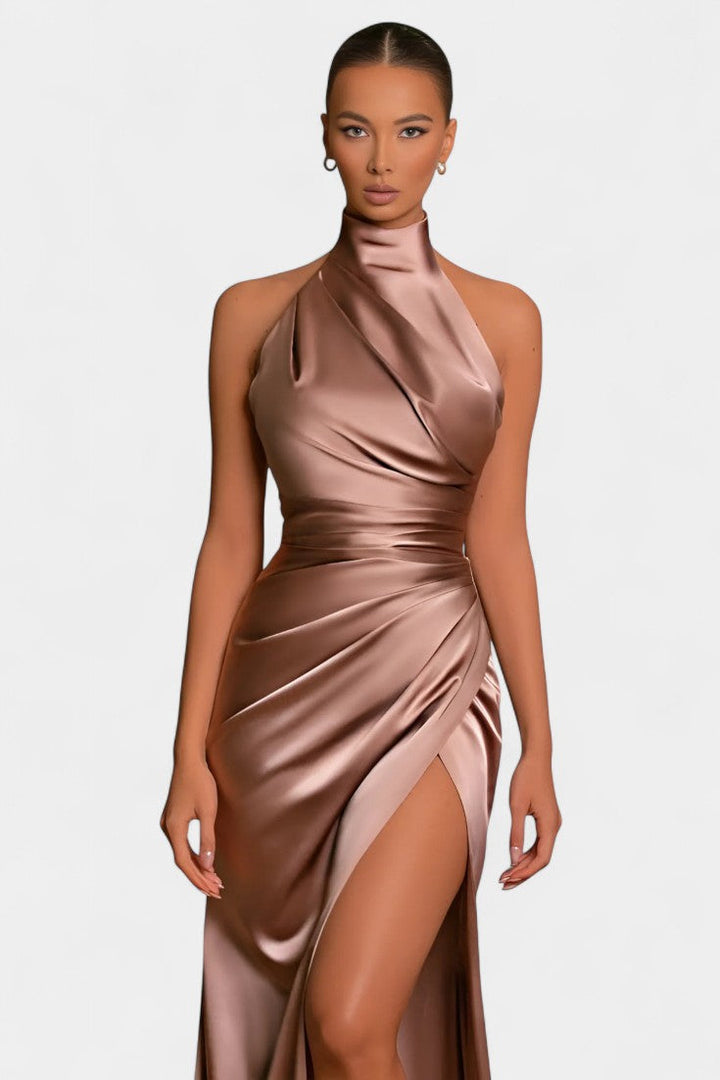 Symone | Vestido de Cuello Halter Torcido