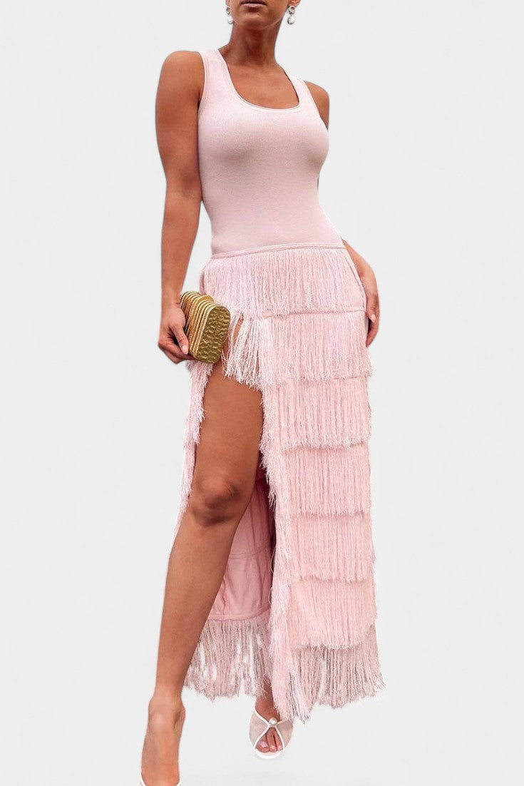 Kalani | Vestido Maxi con Flecos en Capas y Abertura Lateral
