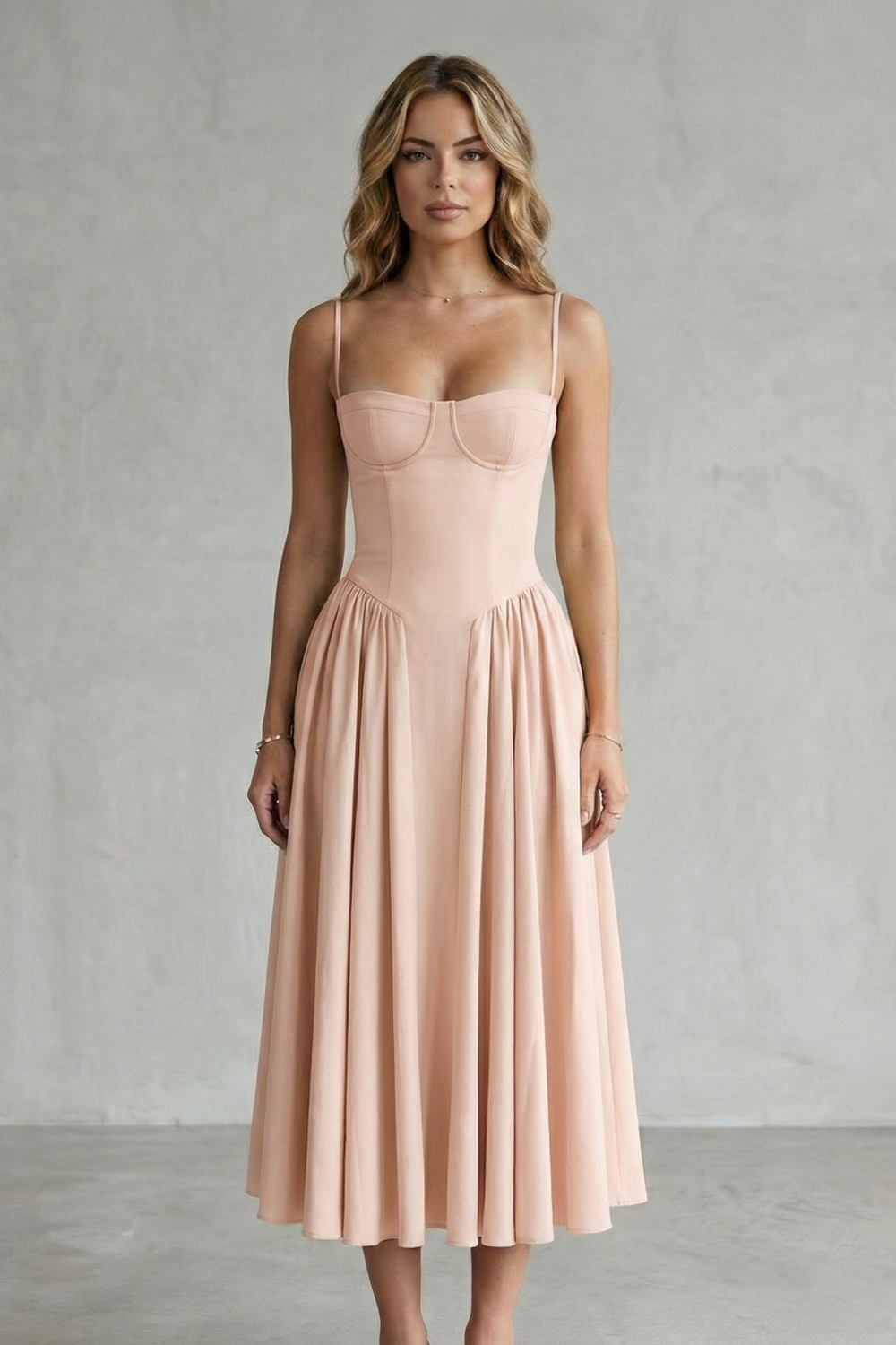 Calliope | Vestido estructurado sin mangas – Estructura atemporal