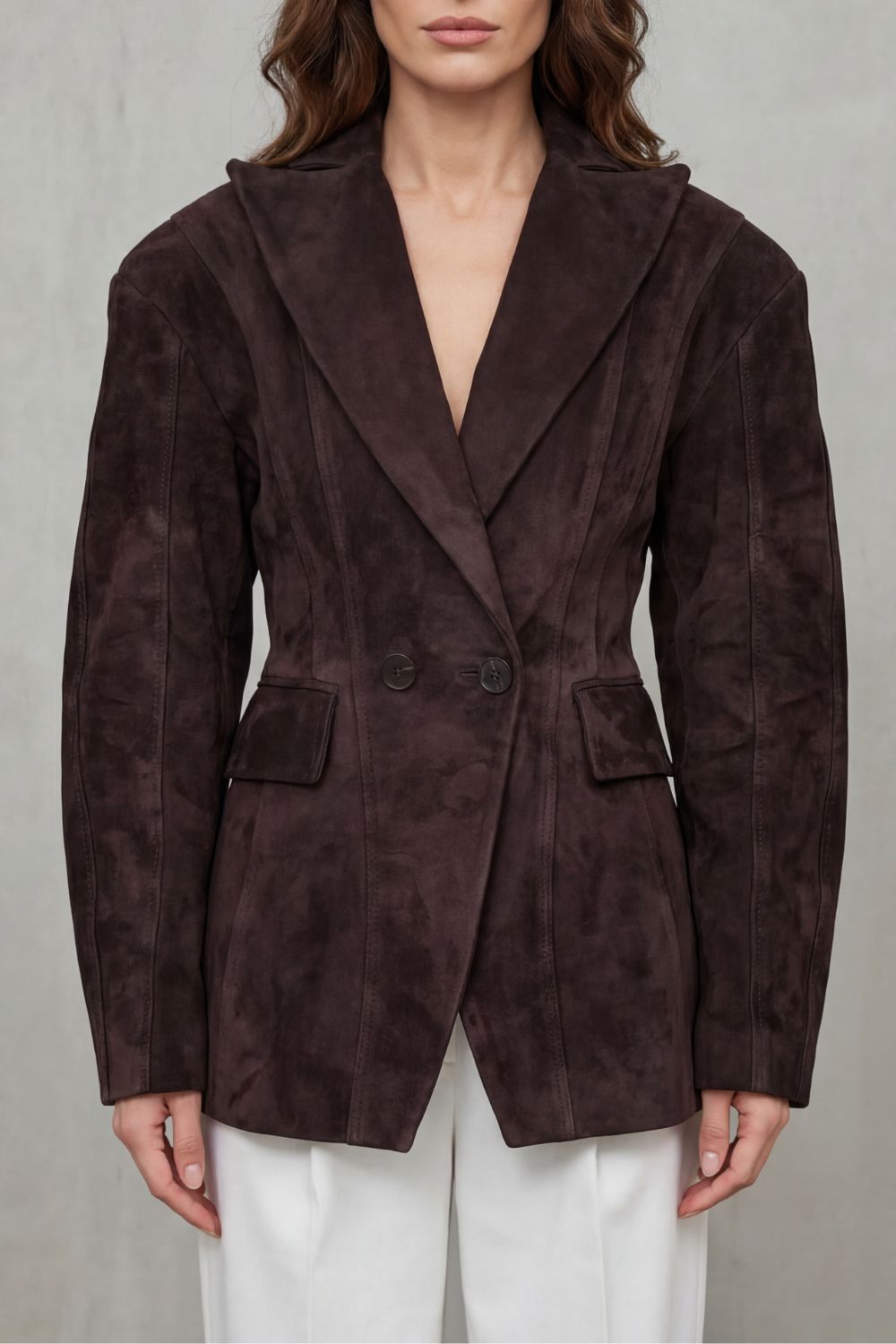 Savrielle | Silueta esculpida – Chaqueta efecto ante