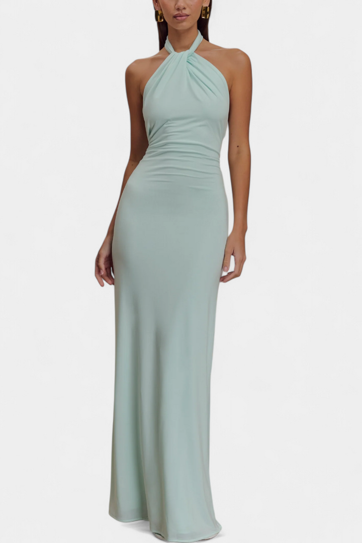 Trinity | Vestido Halter Ajustado con Espalda Fruncida
