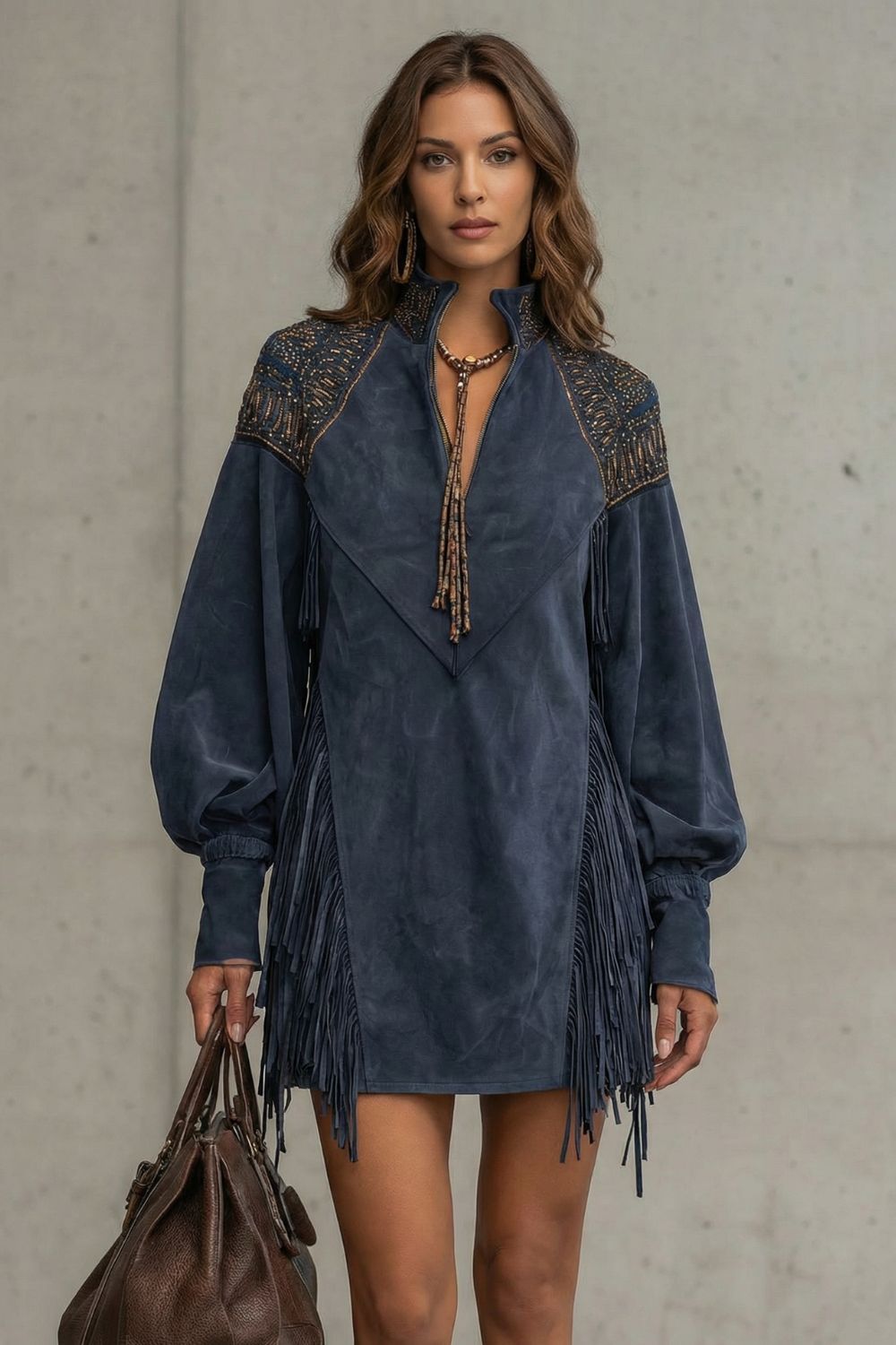 Calvetta | Detalle de flecos bordados – Minivestido túnica