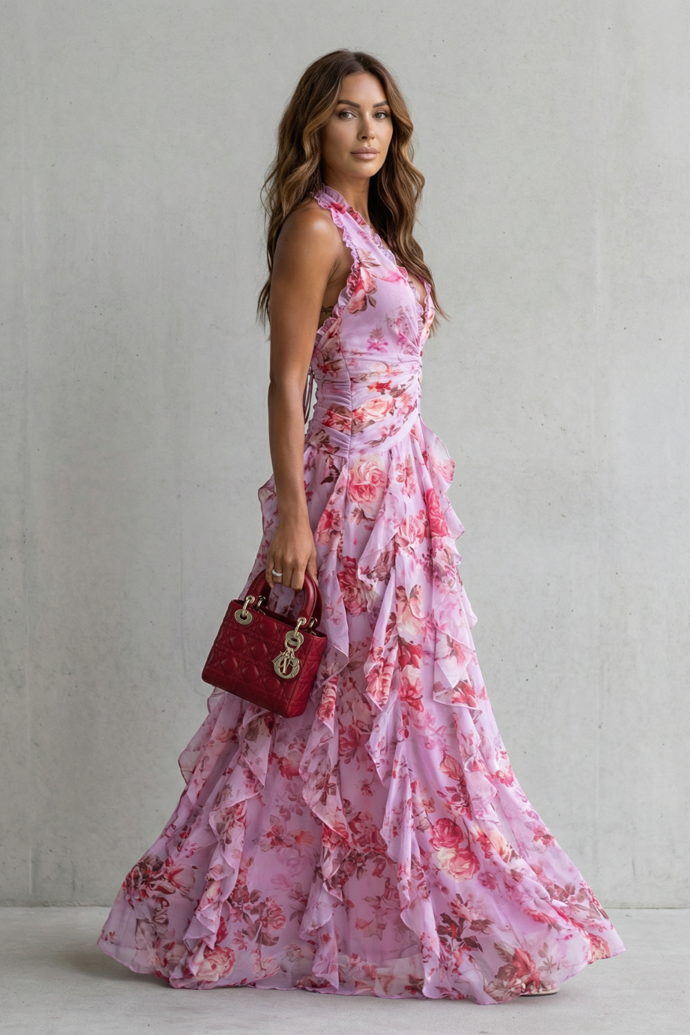 Belladina | Vestido largo halter – Cascada romántica de rosas