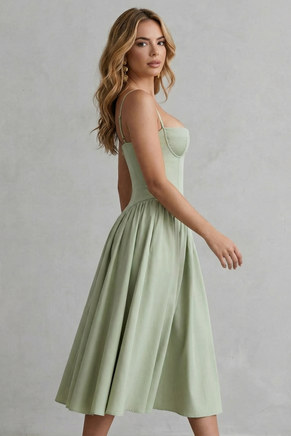 Calliope | Vestido estructurado sin mangas – Estructura atemporal
