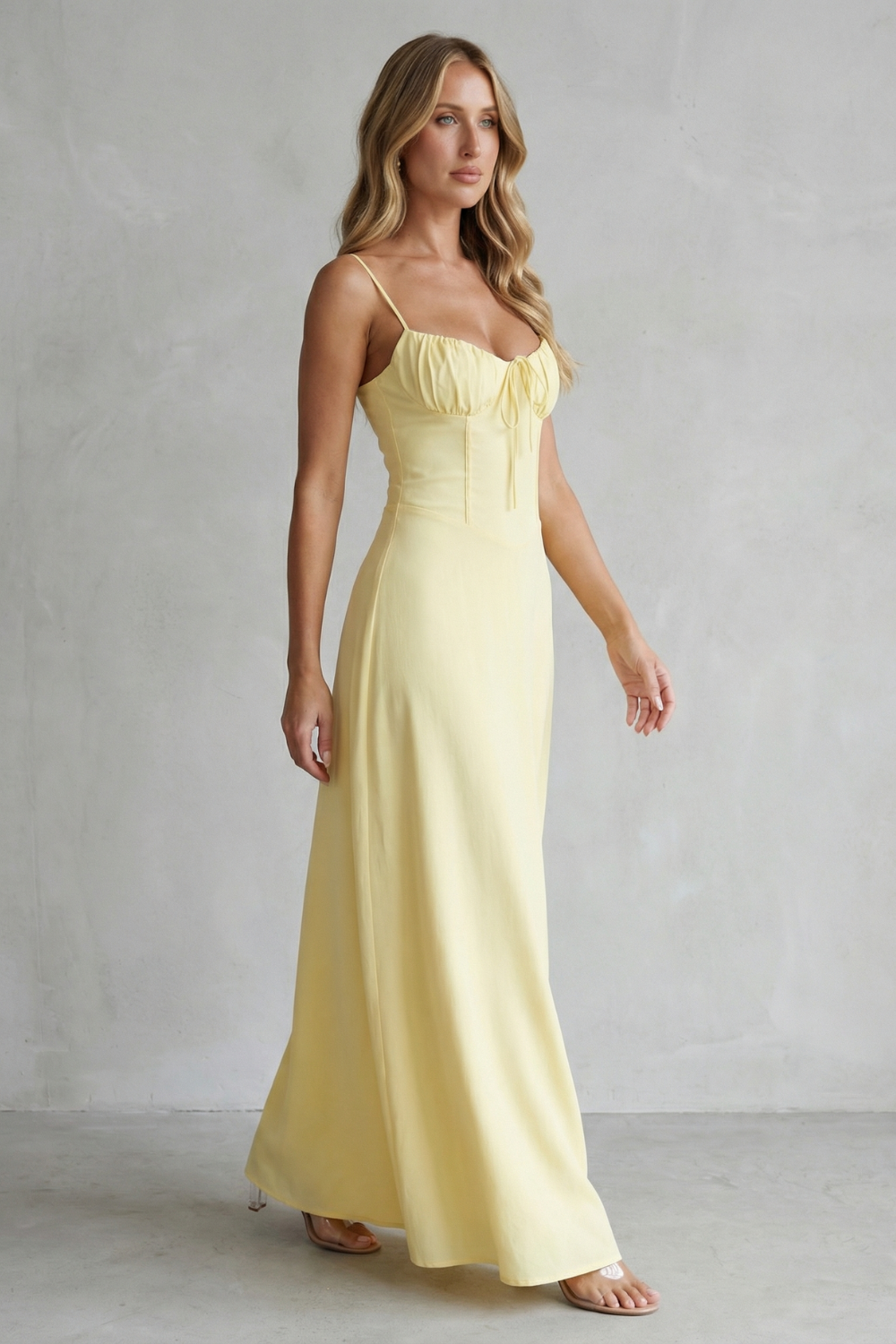 Selena | Vestido largo sin mangas con corpiño tipo corsé – Encanto romántico