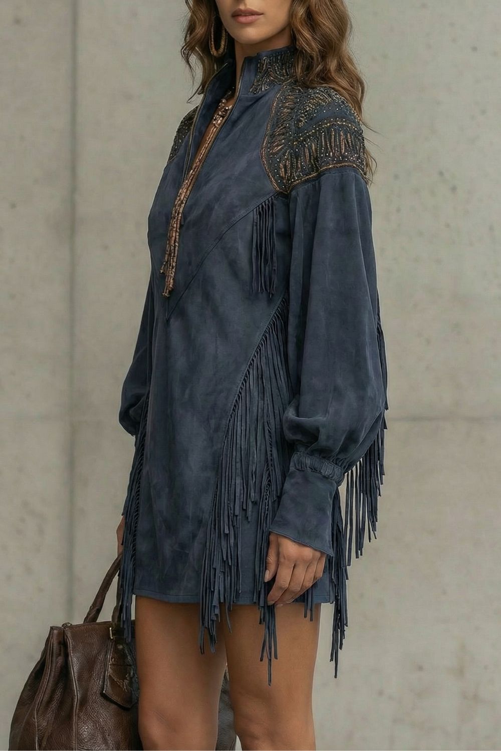 Calvetta | Detalle de flecos bordados – Minivestido túnica