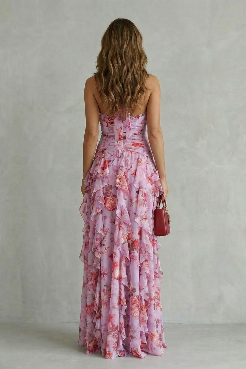 Belladina | Vestido largo halter – Cascada romántica de rosas