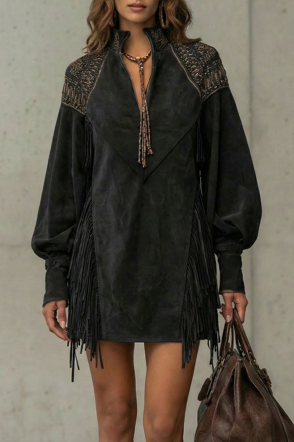 Calvetta | Detalle de flecos bordados – Minivestido túnica