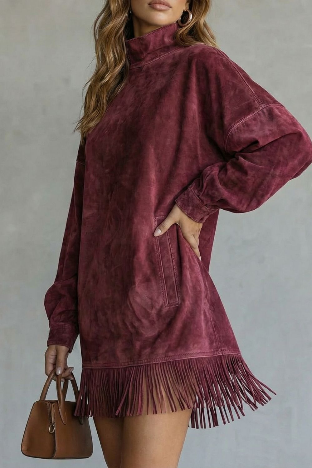 Viretta | Detalle de flecos efecto ante – Minivestido de cuello alto