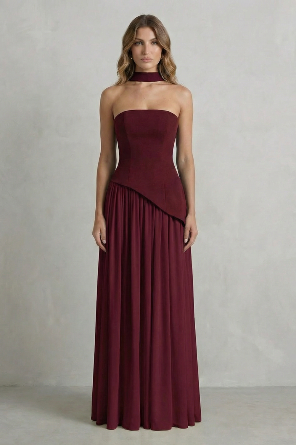Celestara | Vestido largo palabra de honor con abertura – Drapeado esculpido