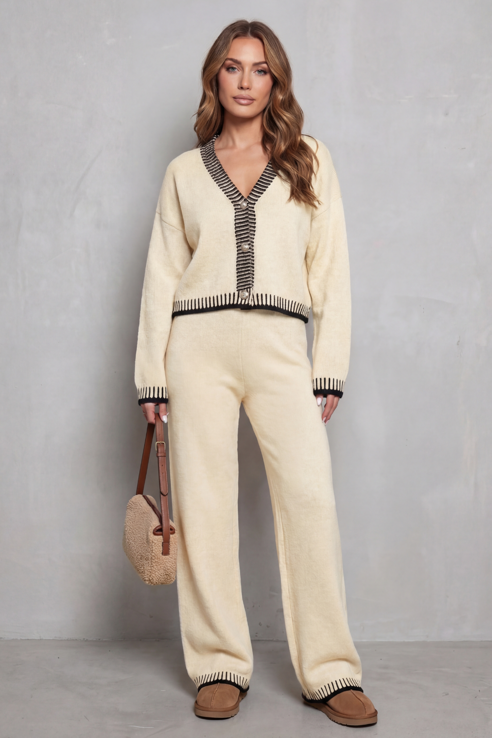 Cerivelle | Ribete en contraste – Conjunto de punto loungewear