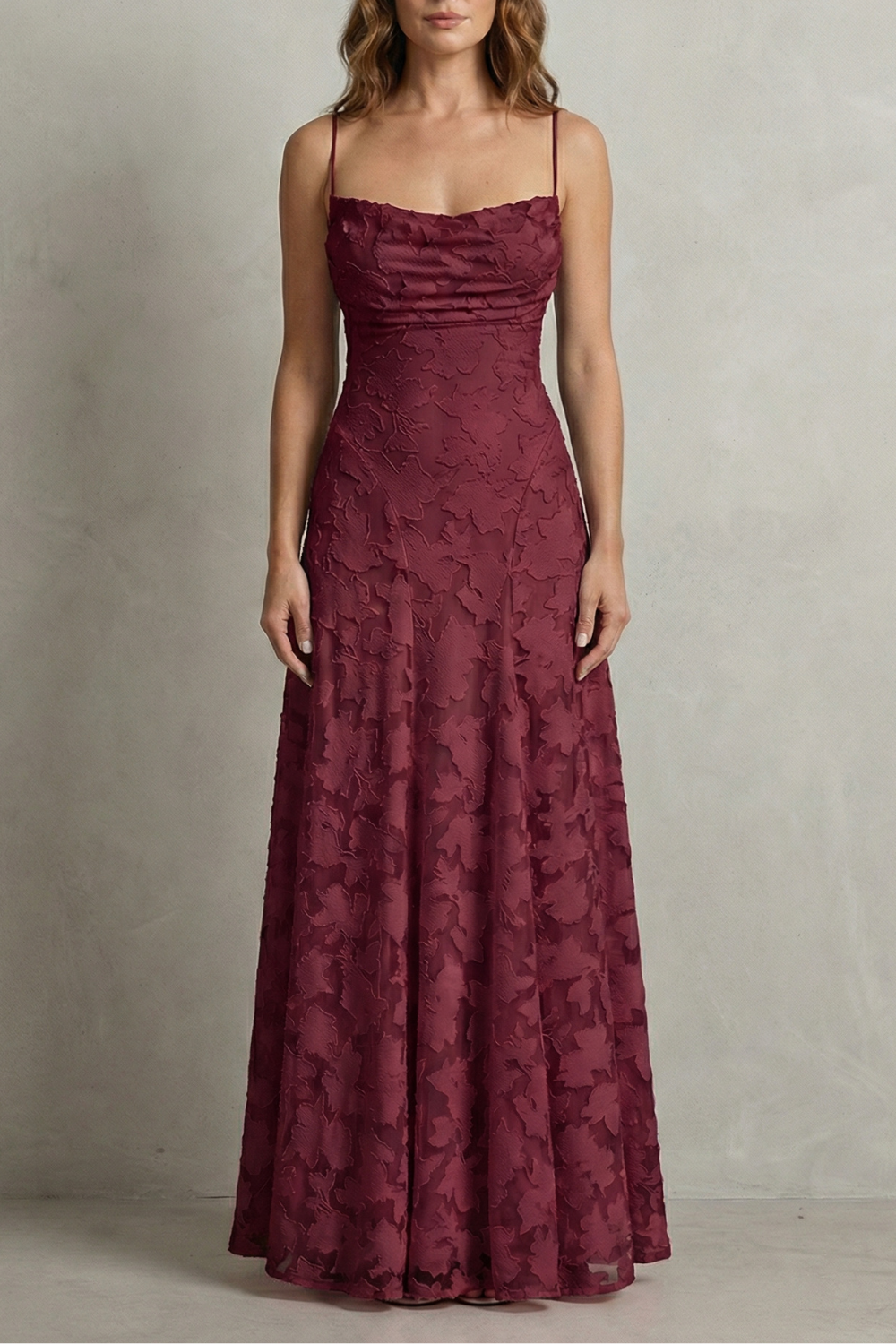 Florielle | Vestido largo floral en relieve – Silueta romántica sin mangas