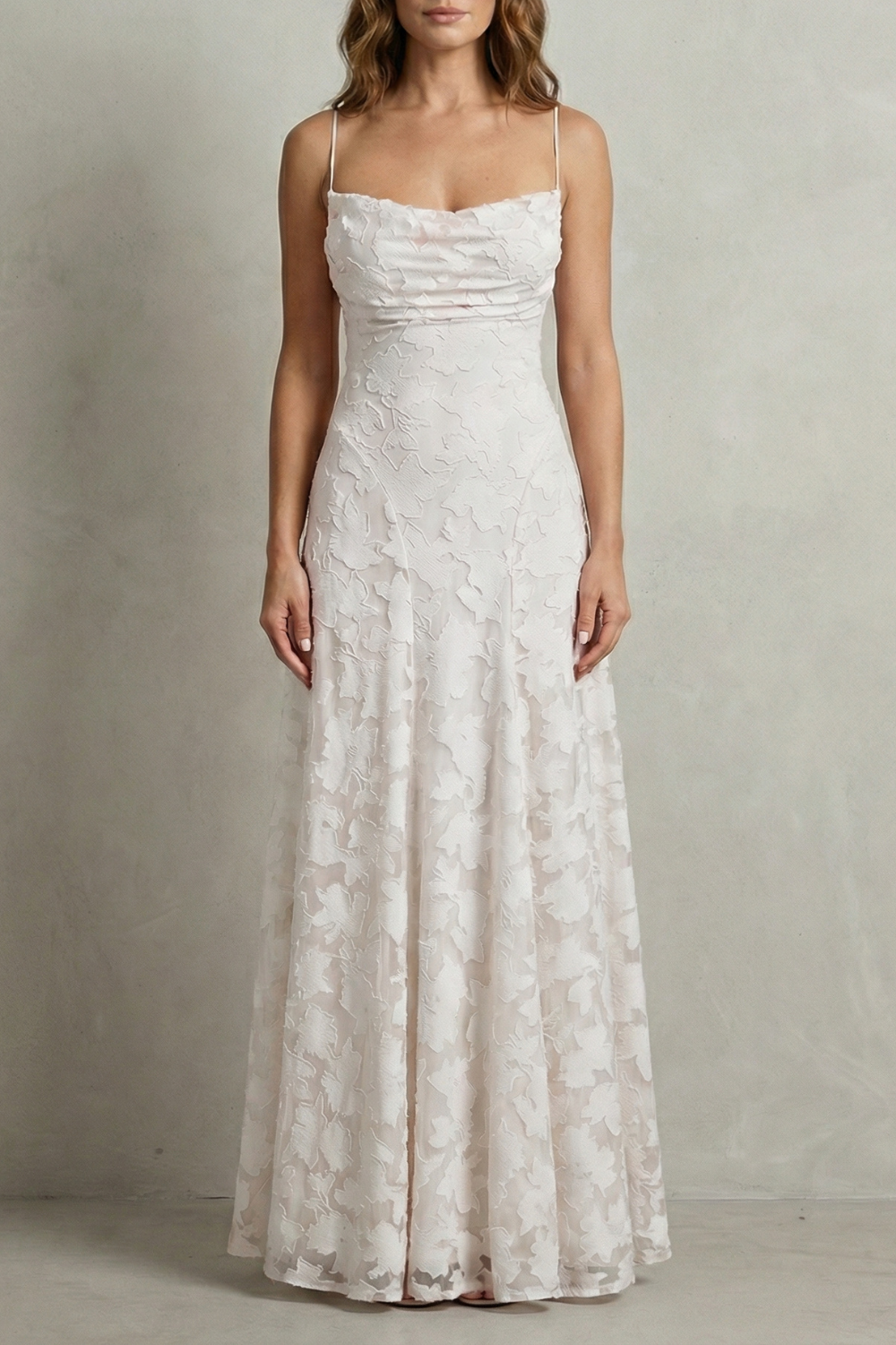 Florielle | Vestido largo floral en relieve – Silueta romántica sin mangas