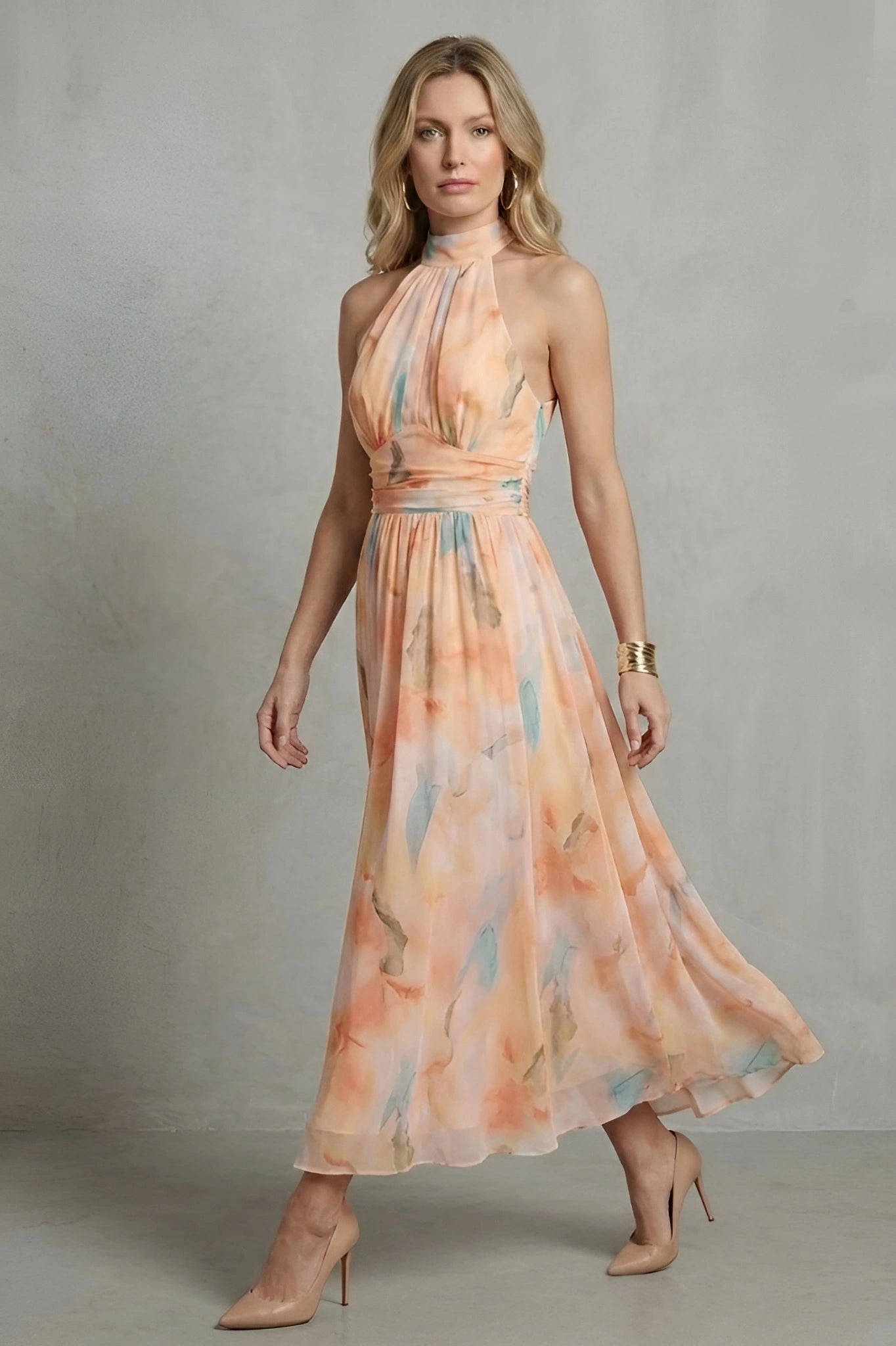 Esther | Elegancia halter – Vestido con estampado acuarela