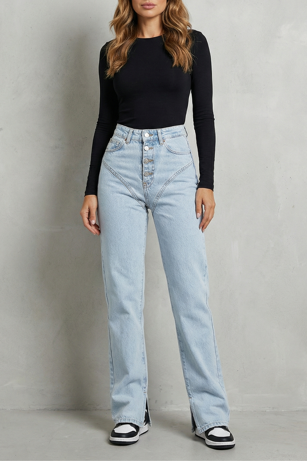 Klorette – Sculpted button detail – Straight leg jeans