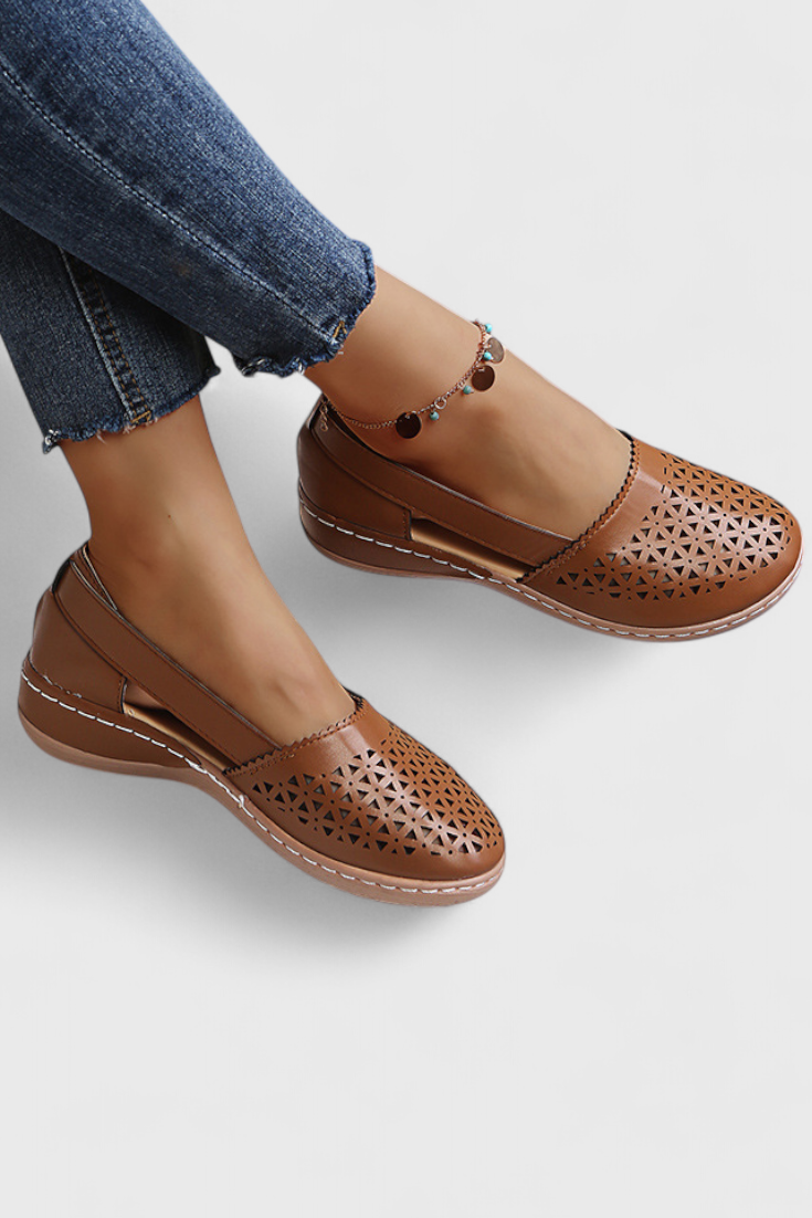 Lisanas | Zapatos Ortopédicos con Diseño Calado